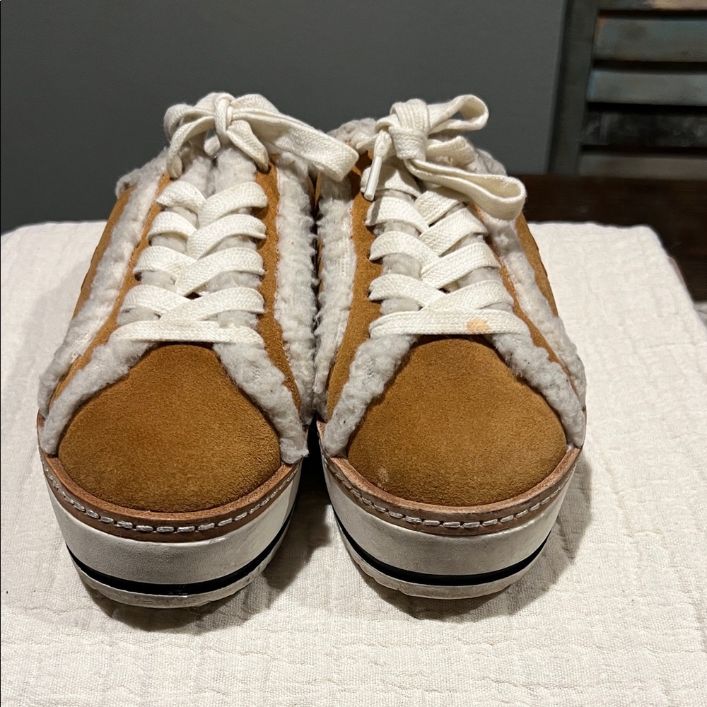 Chelsea & Violet Tan and Cream Shearling Sneakers